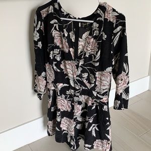 Yumi Kim Cosmo Carnation Black Liz Romper